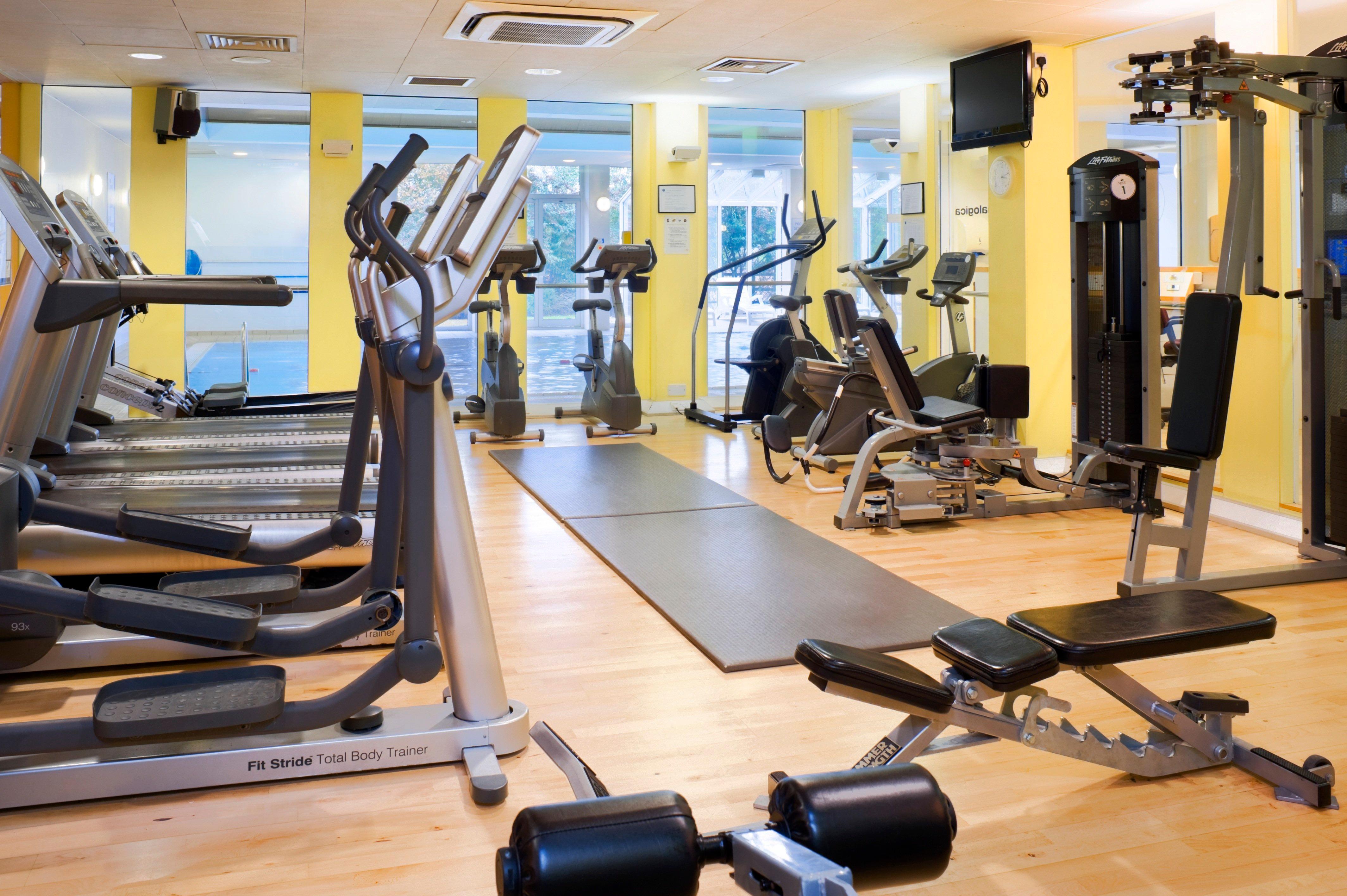 Holiday Inn Colchester By Ihg Экстерьер фото
