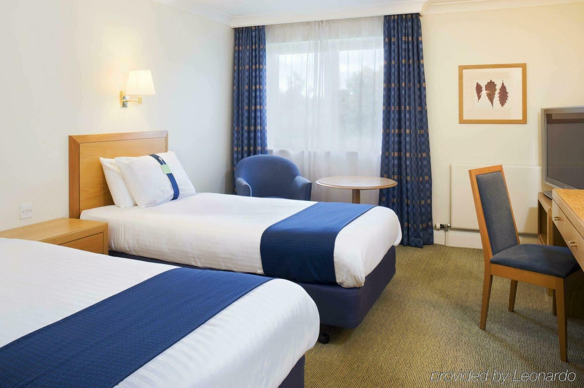 Holiday Inn Colchester, An Ihg Hotel Экстерьер фото